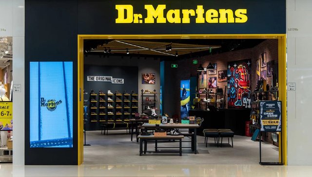 Dr.Martens在全国多个城市大规模清仓撤店