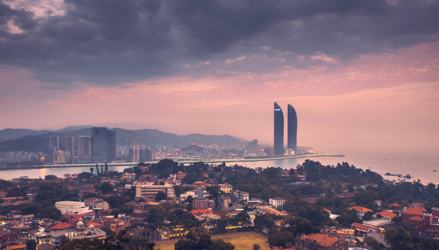 【深度】拿地总额超540亿，融资成本低至3%，厦门国资“三剑客”豪赌地产