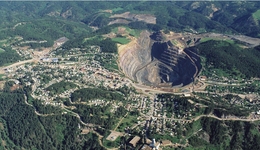 紫金礦業(yè)上半年同比少賺24億，連續(xù)大規(guī)模投資會有什么風(fēng)險？