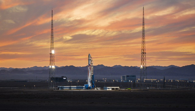 全球首枚液氧甲烷运载火箭！蓝箭航天朱雀二号遥二发射成功