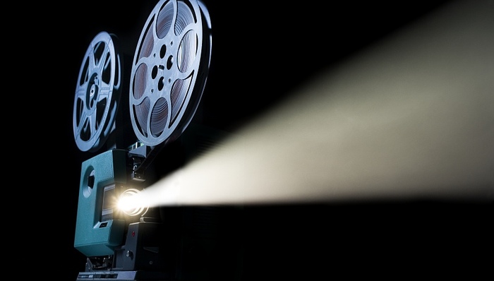 豪掷近22亿元占股8.26%，东方财富“老板娘”陆丽丽将成万达电影二股东