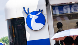 9.9元咖啡價(jià)格戰(zhàn)：加盟商陪跑，店員“無休”還沒“五險(xiǎn)一金”