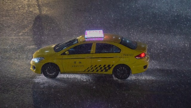重庆时隔10天再迎大暴雨：多地发布红色预警，万州紧急宣布“六停”