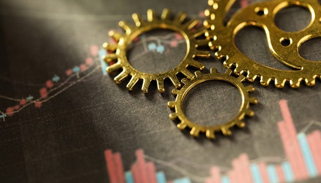 方星海：将私募基金股东、从业人员、投资者利益“捆绑”，避免出现风险后管理人“一走了之”