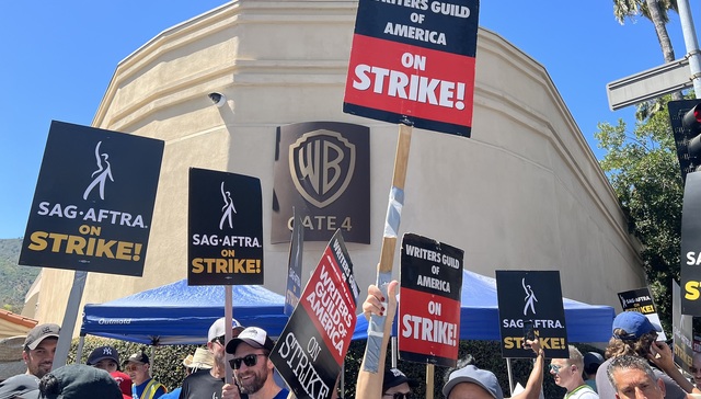 演员、编剧联合大罢工， 好莱坞演艺圈或将全面停摆