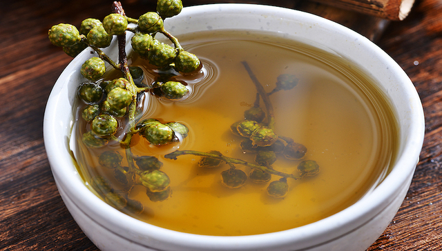 幺麻子冲刺深主板，多项指标下滑仍押注藤椒油市场