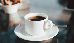 咖啡打架，卷死奶茶？