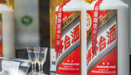 LV在找下一个“百年老奢”，白酒何时再造一个飞天？