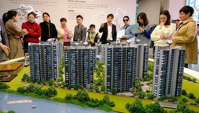 央行首次回应存量房贷利率，未来下调概率会有多大？