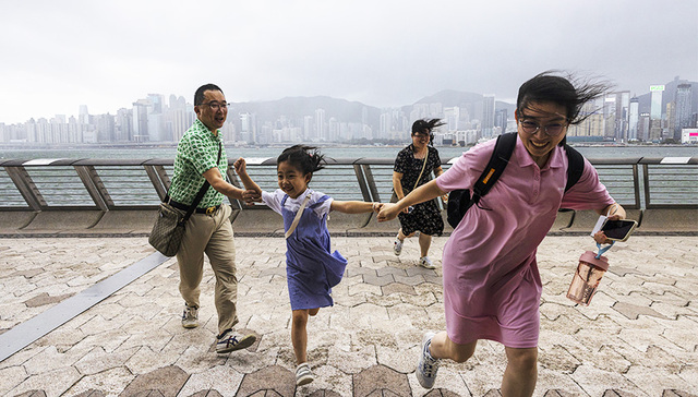 【图集】台风“泰利”来袭：昨夜今晨两次登陆，广西北海超400棵树倒伏