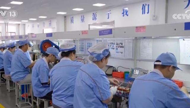 外出务工,农村劳动力,就业形势,同比增长,劳动力市场,调查失业率,高校毕业生,向好,劳动参与率,就业