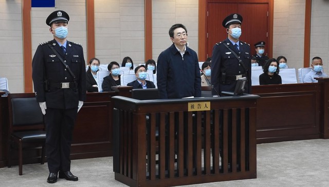 辽宁省人大常委会原副主任孙国相一审被判无期：受贿9765万余元