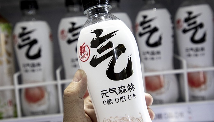 电厂丨气泡水打不过无糖茶，元气森林推新品遭遇巨头夹击