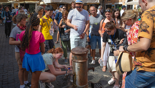 极端高温改变旅游业，越来越多欧洲人想春秋出发