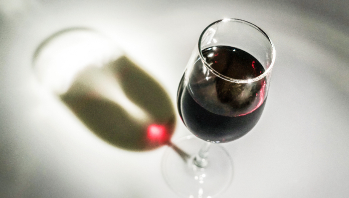 ST通葡,监管,红酒,