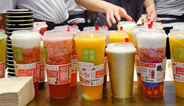 奈雪終究還是開放了“加盟”