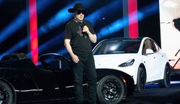 特斯拉牺牲利润换取销量背后：马斯克押注自动驾驶的未来前景