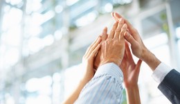 【觀察】優(yōu)化民營經(jīng)濟(jì)營商環(huán)境，需健全政府失信責(zé)任追究制度