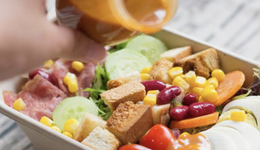 预制菜市场，迎来一条“鲶鱼”