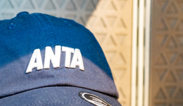 從科比到歐文，鞋服一哥們重走老路