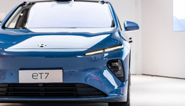 銷量回暖，資金回血，大舉擴(kuò)張的蔚來又行了？