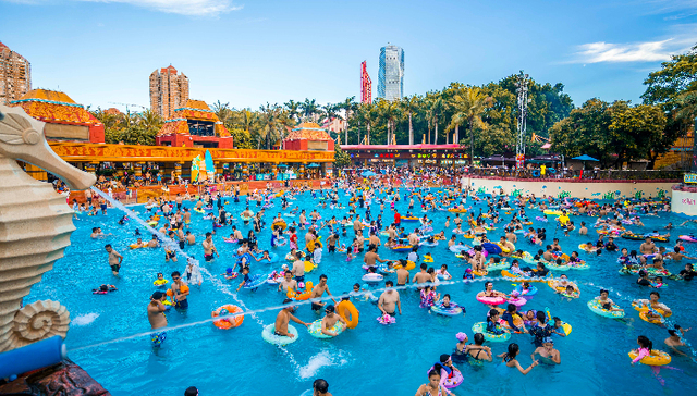 华侨城推进专业化整合，主题公园游客量同比增长90%