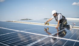 “切割專業(yè)戶”高測(cè)股份上半年凈利預(yù)增兩倍，實(shí)控人溢價(jià)包攬9億定增