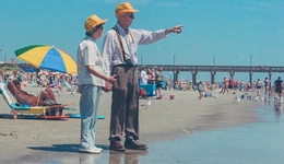 5000元7日游都想了又想，老年人会为俞敏洪买单吗