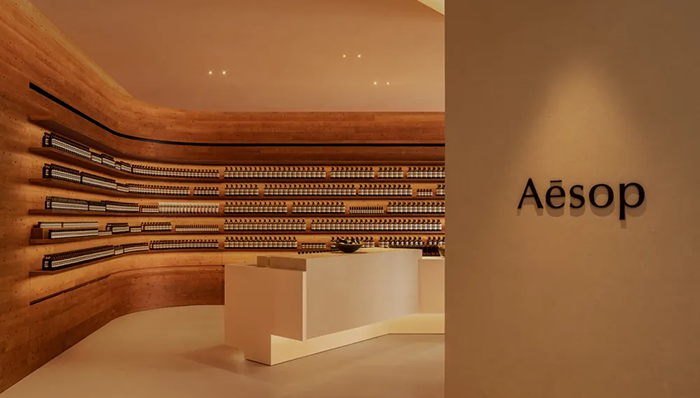 Aesop把货铺进了三亚的买手店里，它这是想弯道超车
