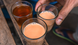 靠“紙片人”把金主哄開心的茶百道，能從腰部飛升頂流嗎？