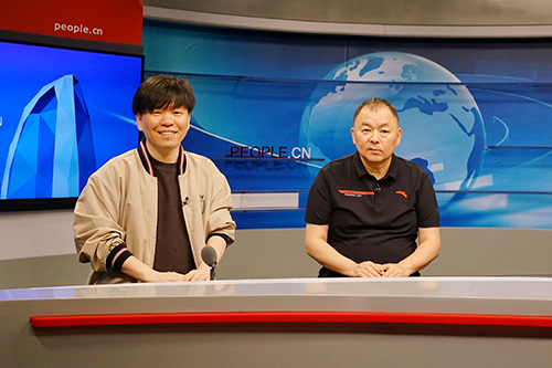 常石,爱都,爱是一样的,旋律,大运会,新挑战,歌词,电影频道,传唱,总编辑