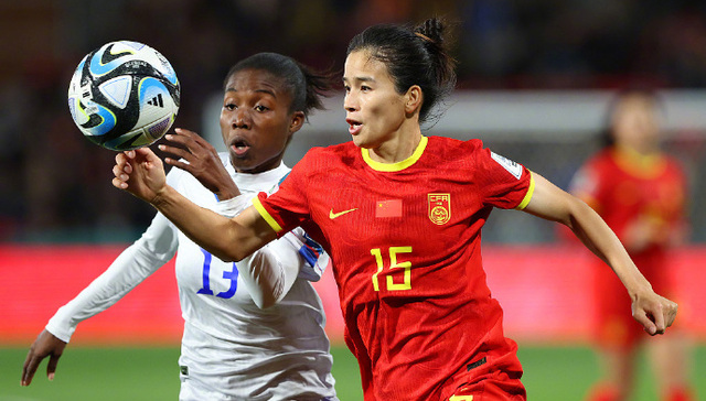 10人中国女足绝地逢生，一球小胜海地女足冲击出线