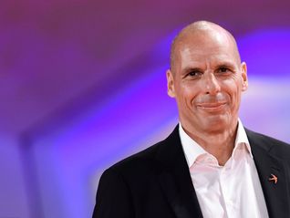 【十问世界经济学人②】专访希腊前财长瓦鲁法基斯：始于2008年的全球资本主义危机从未结束