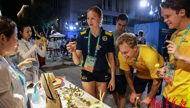 运动员,中青网,中国风,集市,大运村,核桃壳,队员,投壶,篮球表演,发簪