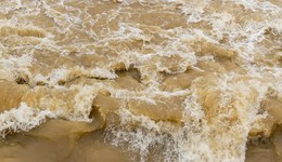 京津冀強(qiáng)降雨 | 河北多座水庫加大泄洪量，下游居民正安全轉(zhuǎn)移