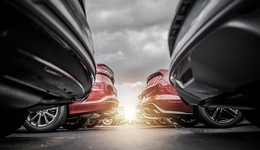 奥迪上半年营业利润同比跌超三成，销量远不及奔驰和宝马