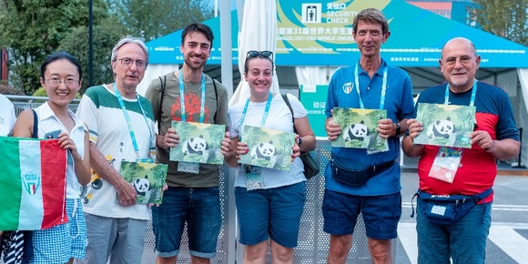 逛街、吃火锅还跳广场舞，大运会学生运动员沉浸式体验成都