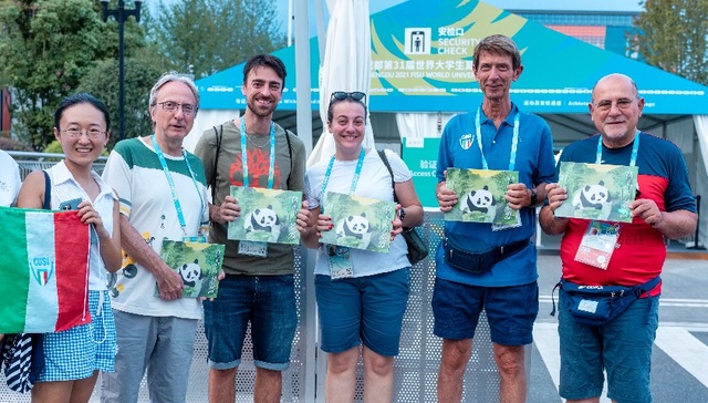 逛街、吃火锅还跳广场舞，大运会学生运动员沉浸式体验成都