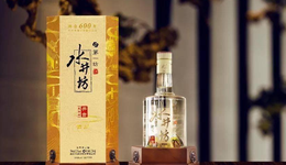 水井坊交出“最差”半年报，股价逆势暴涨，背后的原因耐人寻味