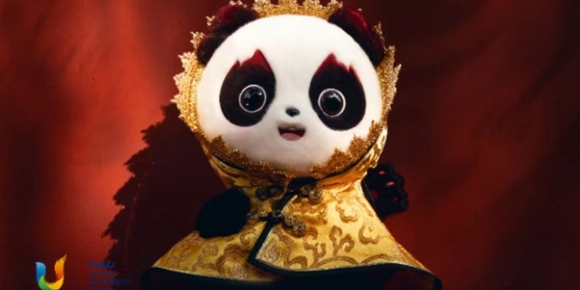 市民大排长龙抢购、人气直逼“花花”，大运会吉祥物蓉宝太火了