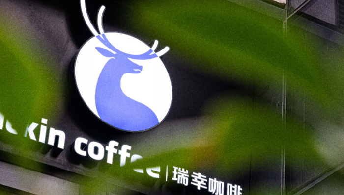 陆正耀,瑞幸咖啡,造假,业绩,加盟,万店规模,价格战,库迪咖啡