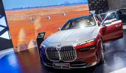 宝马纯电车降价换销量策略奏效，但多数传统豪华品牌还在观望