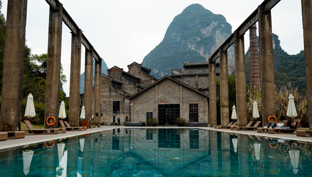 酒店；建筑；建筑设计；洪水；杜苏芮；旅游