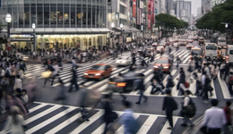 中产惊醒，国潮的韭菜还能割多久？