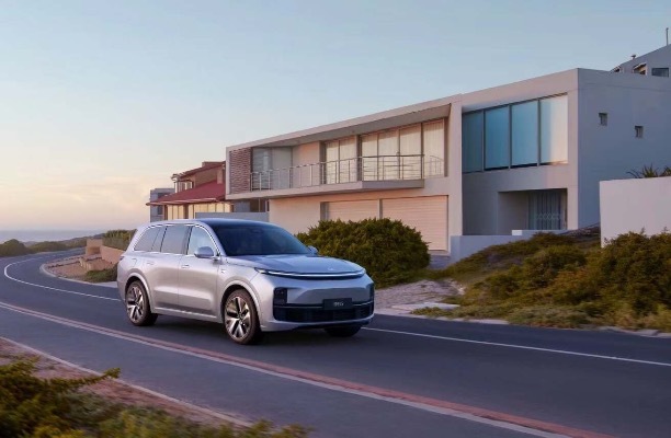 闪电快讯 ｜ 理想L9 Pro正式发布：定价42.98万元 只支持高速NOA