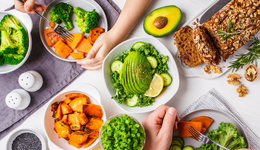 从网红饮食菜单里，洞察食品饮料高阶健康需求新趋势