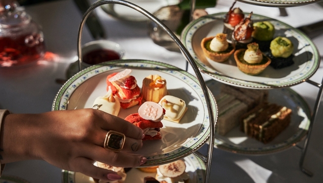 星级酒店开启限定月饼礼盒，开普敦贝梦德纳尔逊山酒店餐饮种类焕新｜美食情报