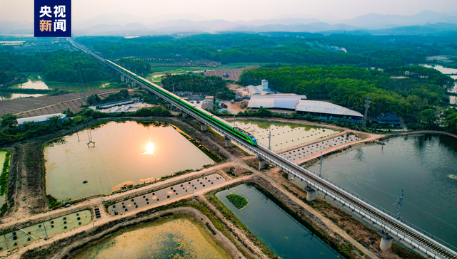 铁路部门,昆明南站,铁路客流,运营安全,班列,快线,旅客列车,常态化,货物运输,发送旅客