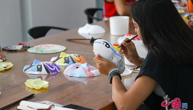 运动员,皮影戏表演,主场,年年有余,体验中心,老师,新造型,沉浸式,非遗,Jenna