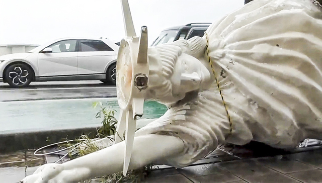 每周奇趣掠影｜夏季夜间消费火爆，台风吹飞日本自由女神像